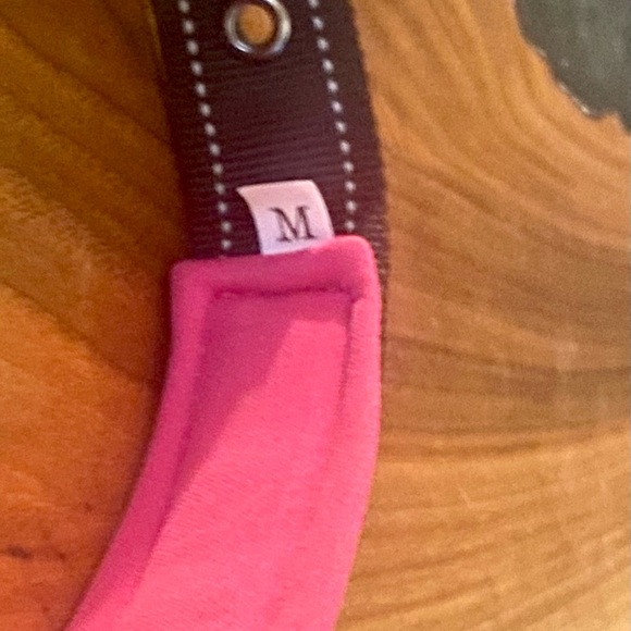 NWOT Black Rhino dog collar. Size Medium. Black and Pink color. - Picture 8 of 9